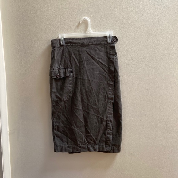 Bridge and burn skirt - Picture 1 of 5